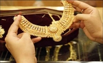 इंदौर साप्ताहिक समीक्षा सर्राफा बाजार में ग्राहकी सुस्त, सोना- चांदी में गिरावट