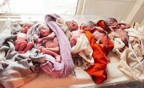 झारखंड: अस्पताल में महिला की हुई डिलीवरी, 5 बच्चे एक साथ जन्मे, रिम्स ने ट्वीट की तस्वीर