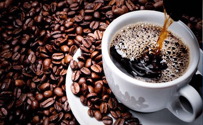 ब्लैक कॉफी या मिल्क कॉफी? जानें वजन कम करने में कौन ज्यादा कारगर