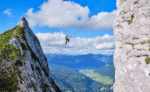 इंस्टाग्राम पर फेमस 'स्वर्ग की सीढ़ी' पर चढ़ने वाला ब्रिटेन का व्यक्ति 300 फीट नीचे गिरा, मौत