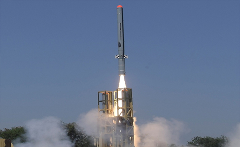 DRDO ने स्वदेशी प्रौद्योगिकी क्रूज मिसाइल का किया सफल परीक्षण, दुश्मनों में खौफ पैदा करेगी ये Missile