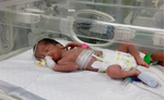 इजरायली हमले में प्रेग्नेंट महिला की मौत के बाद डॉक्टरों ने जिंदा बच्ची को गर्भ से निकाला