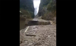 अरुणाचल में भारी बारिश के बाद भूस्खलन में बहा हाईवे, चीन से सटे दिबांग वैली जिले से संपर्क कटा