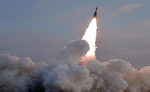 उत्तर कोरिया ने समुद्र में दागीं बैलिस्टिक मिसाइलें, 300 किलोमीटर की दूरी की तय