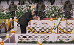 पीएम मोदी ने कारगिल युद्ध स्मारक पर शहीद हुए जवानों को दी श्रद्धांजलि